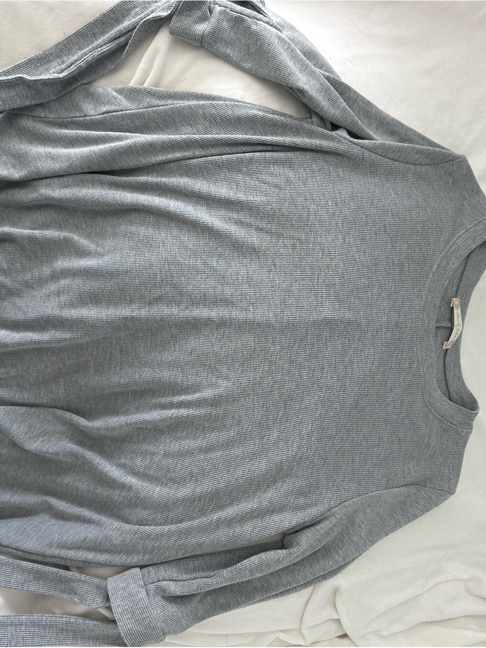 Women’s Ribbed Long Sleeve Crewneck Top in Heather Gray
